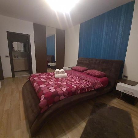 Premium Apartment Isaran Brassó Kültér fotó