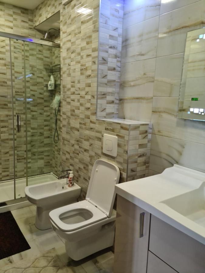 Premium Apartment Isaran Brassó Kültér fotó