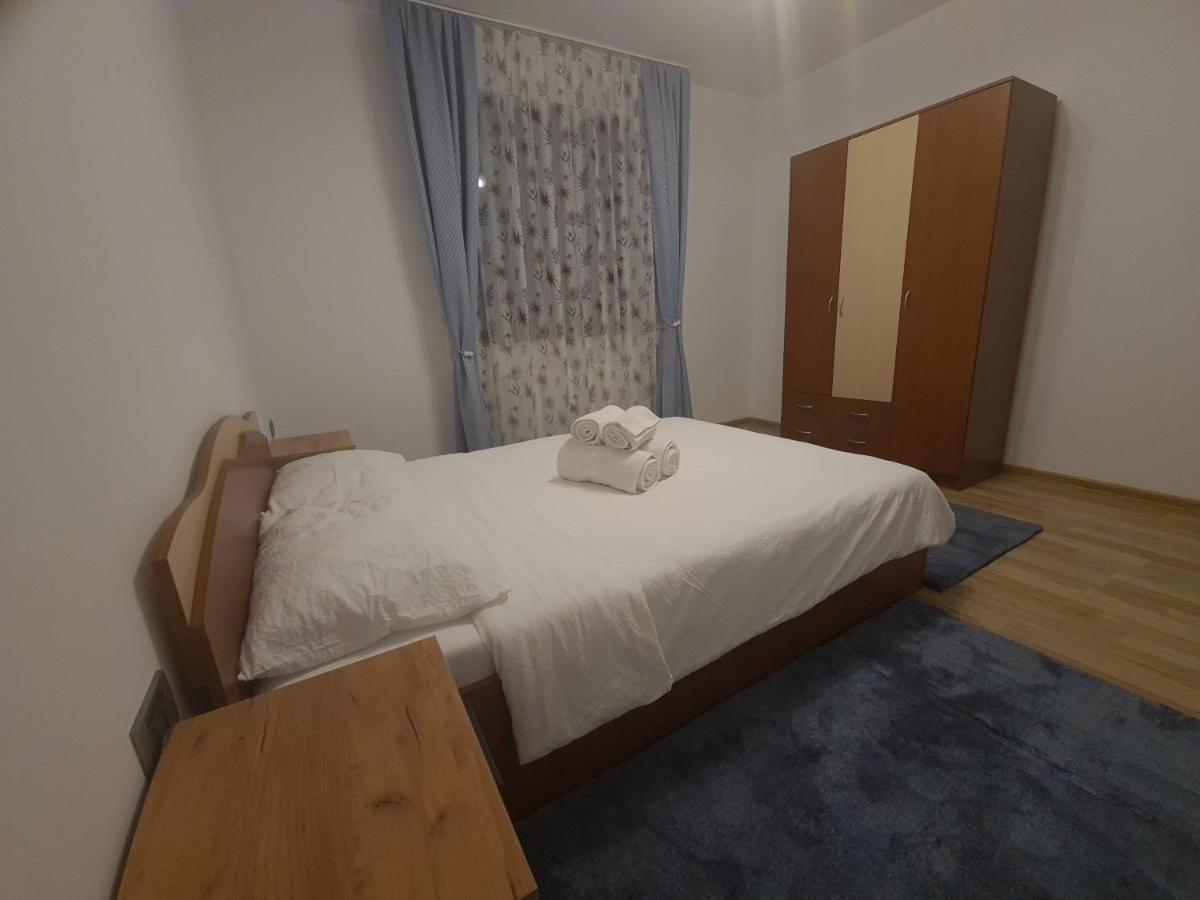Premium Apartment Isaran Brassó Kültér fotó